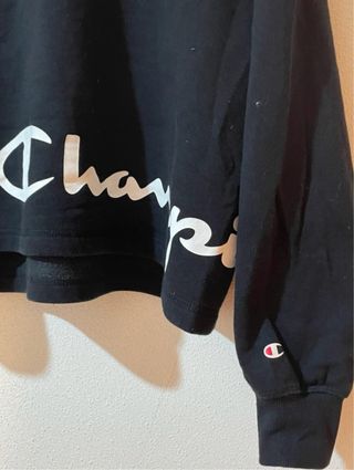 Sudadera Champion Boxy Negra