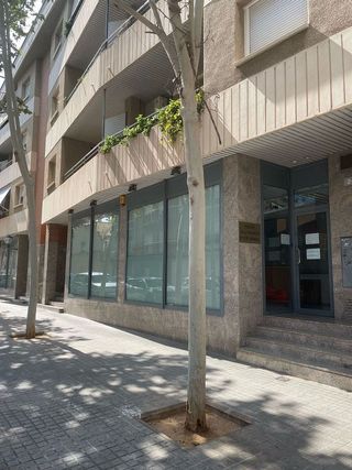 Oficina en alquiler en Gràcia en Sabadell