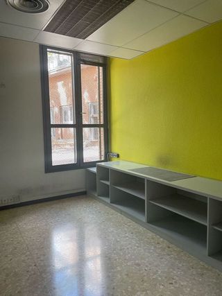 Oficina en alquiler en Gràcia en Sabadell