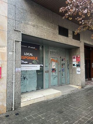 Local comercial en alquiler en Centre - Joan Prim en Granollers