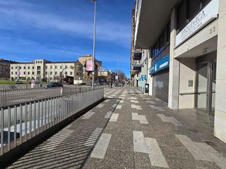 Local comercial en venta en Montilivi - Palau en Girona