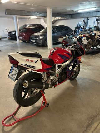 Honda CBR919RR Fireblade