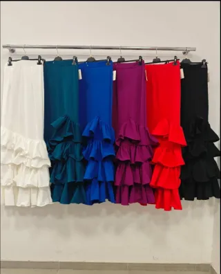 Falda flamenca con volantes