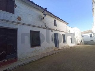 Casa adosada en venta en Constantina