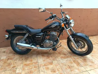 Suzuki Marauder 125cc Cruiser Negra