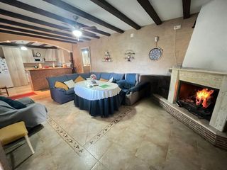 Chalet en venta en Martos