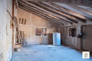 Chalet en venta en Utebo