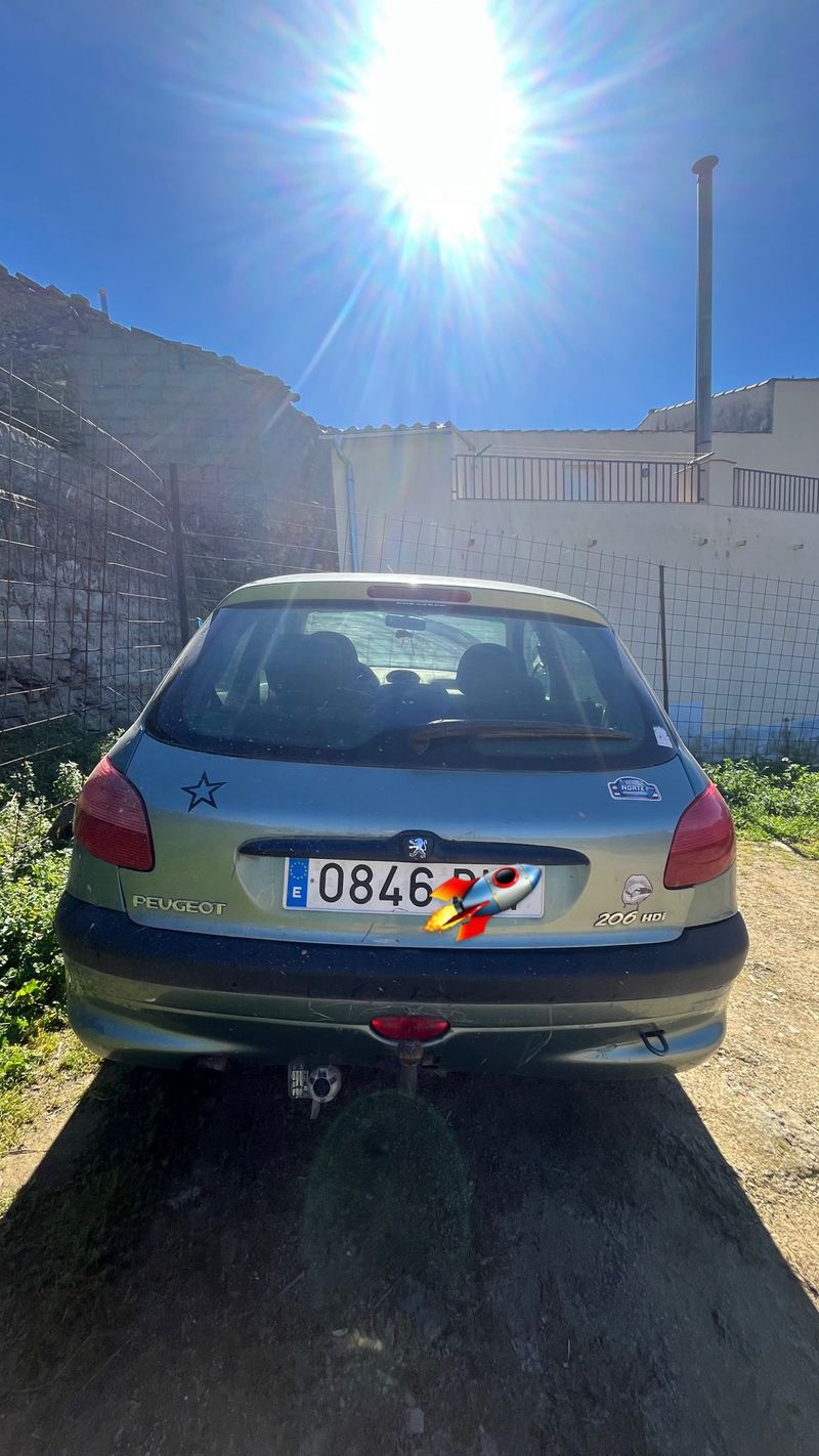 Peugeot 206 2001 - foto 1