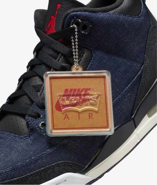 Jordan 3 Levi's Indigo 42.5