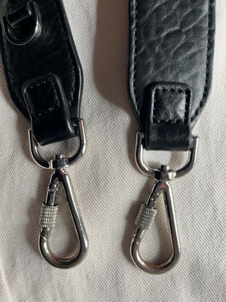 Correa Desigual Negra y Plateada