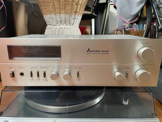 Amplificador Mitsubishi DA-U530 Plata