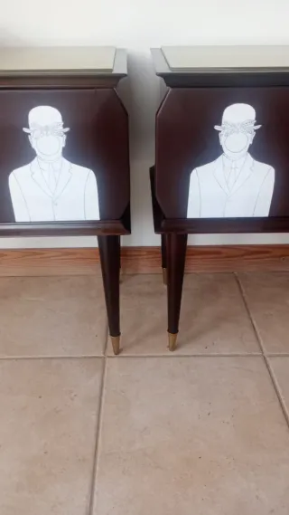 Comodini Vintage Marroni con Dettagli