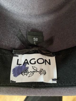 Sombrero gris sin usar