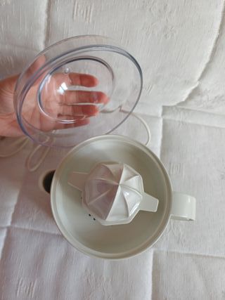 Exprimidor eléctrico Monix