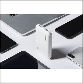 ITENSE – Batería Externa de 5000 mAh – Indicador d