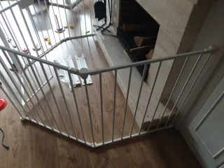 Parque infantil / Barrera chimenea bebés Baby Dan