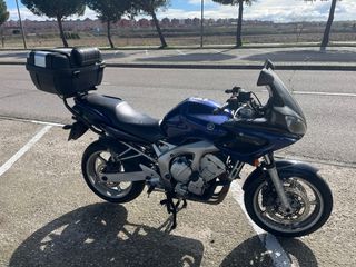 Yamaha FZ6 600cc Negra/Azul