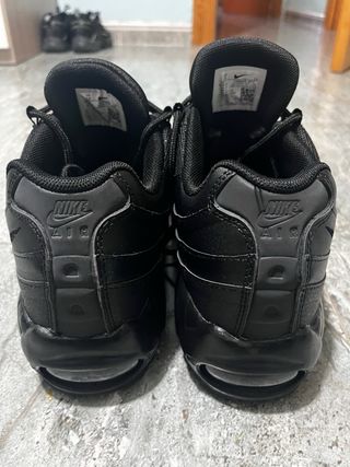 Nike Air Max 95 Hombre Negro