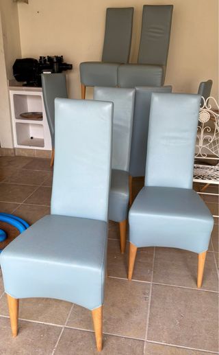 Sillas de piel (4 en total, precio por pieza)