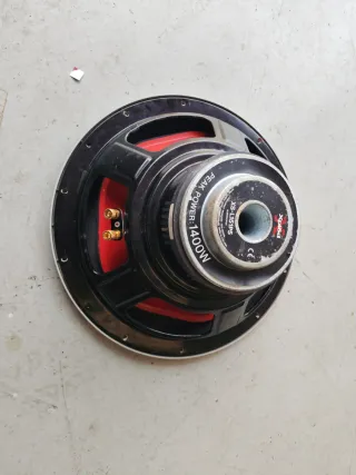 Subwoofer Sony Xplod 14 1400W + cajon