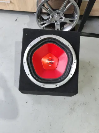 Subwoofer Sony Xplod 14 1400W + cajon