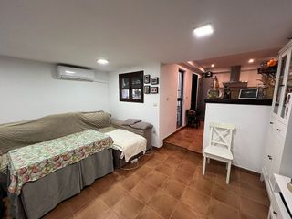Casa adosada en venta en Utrera