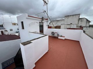 Casa adosada en venta en Utrera