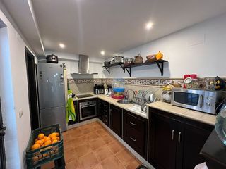 Casa adosada en venta en Utrera