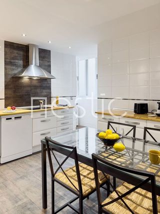 Piso en alquiler en Pacífico en Madrid