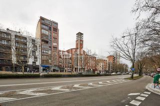 Piso en alquiler en Pº Zorrilla - Cuatro de Marzo en Valladolid