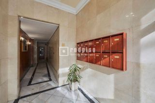 Piso en alquiler en Pº Zorrilla - Cuatro de Marzo en Valladolid