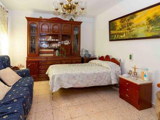 Casa adosada en venta en Cerro de Reyes en Badajoz
