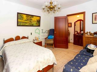 Casa adosada en venta en Cerro de Reyes en Badajoz