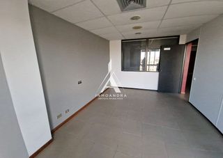 Oficina en alquiler en Centro en Logroño