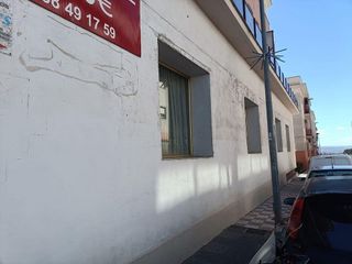 Local comercial en alquiler en Albolote