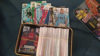 Adrenalyn 25-26 se venden sueltos para completar