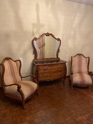 Conjunto Muebles: Armario, Tocador y 2 Sillones