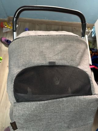 Silla de paseo bebé gris