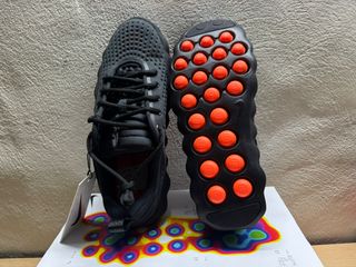 NIKE MIND 002 "Hyper Crimson"