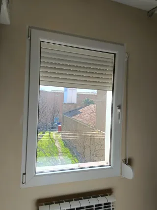 Arreglar persianas cambiar cintas instalación de v