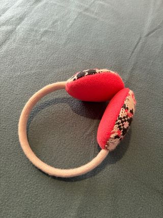 Orejeras de invierno con diseño