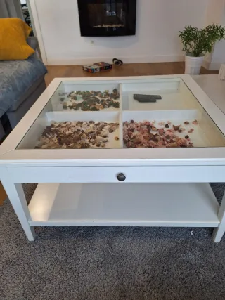 Mesa centro lacada en blanco.