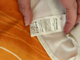 Blusa premamá negra y blanca