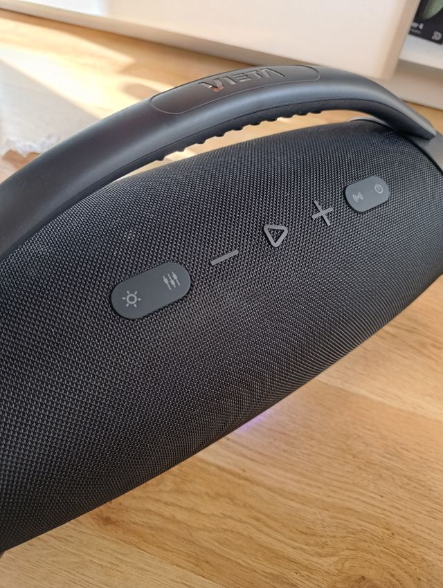 Altavoz Vieta Pro Thunder 2 y Auriculares Silence