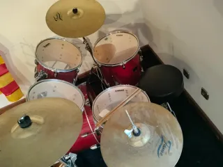 Batería Acústica Fame Roja