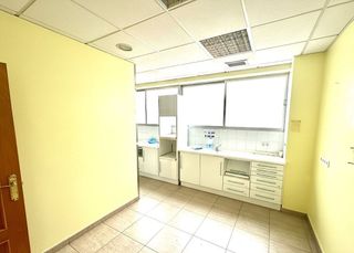 Local comercial en venta en El Carrascal en Leganés