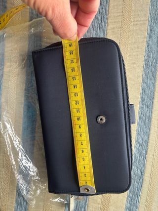 Cartera de mano negra/gris