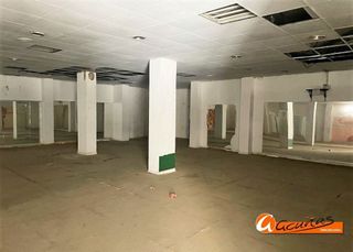 Local comercial en venta en Centro en Antequera