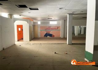 Local comercial en venta en Centro en Antequera