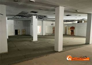 Local comercial en venta en Centro en Antequera